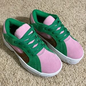 Jeffrey Campbell brand new limit platform sneakers green pink chunky size 5.5